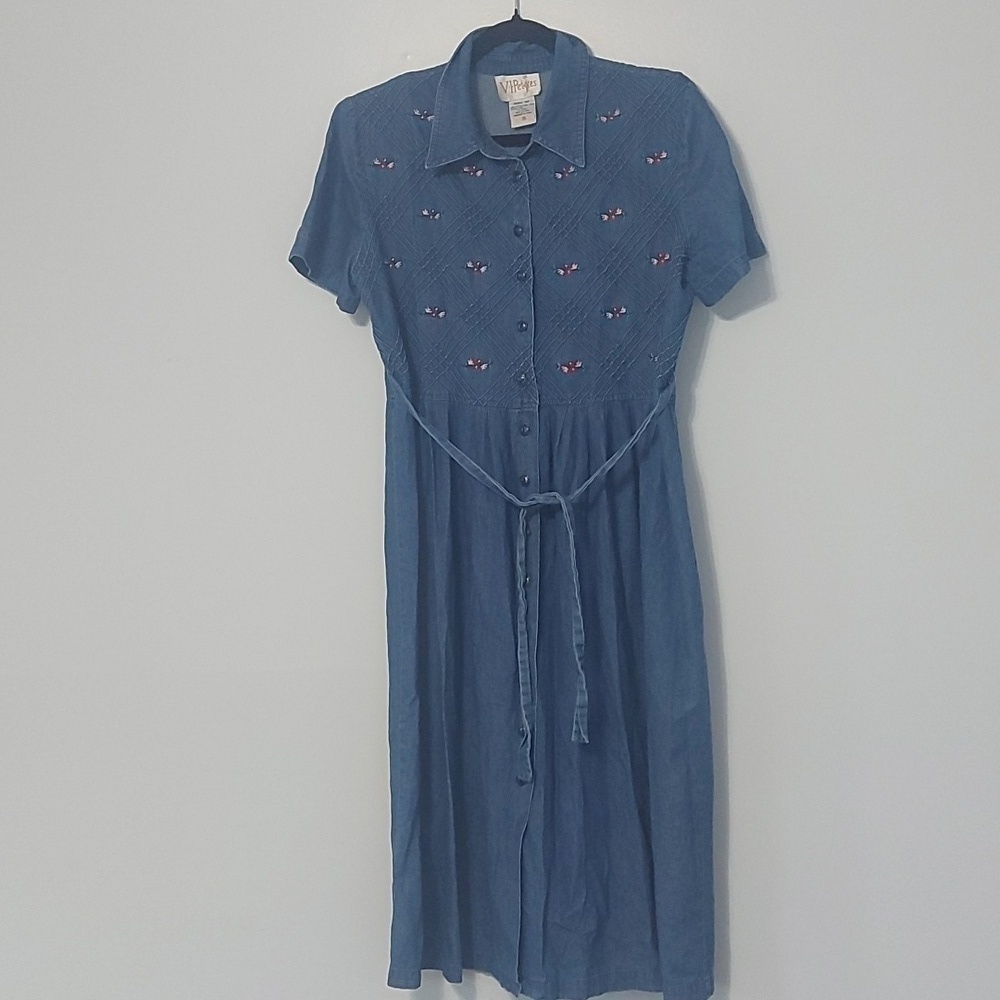 🌹VINTAGE embroidered Jean like dress 14p